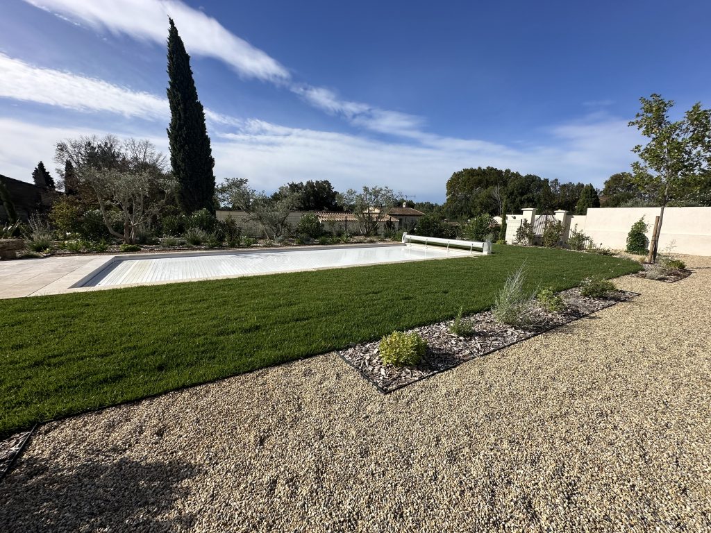 Jardin sur mesure, paysagiste à Grans