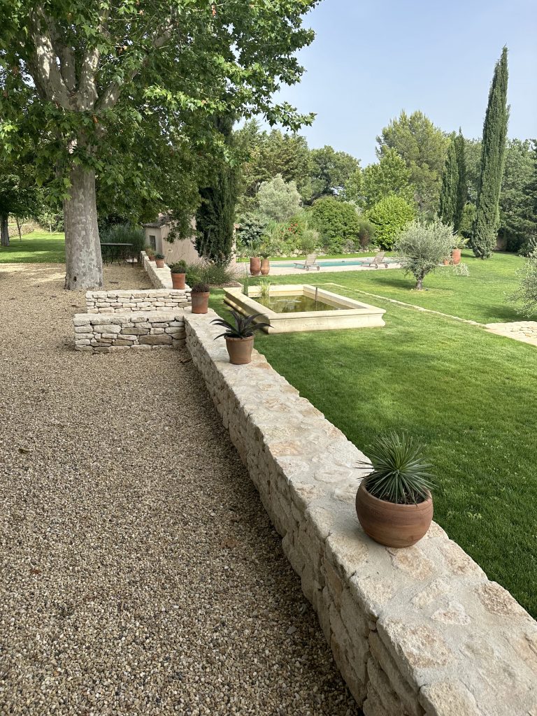 Jardin avec Bassin sur mesure, paysagiste à Puyricard