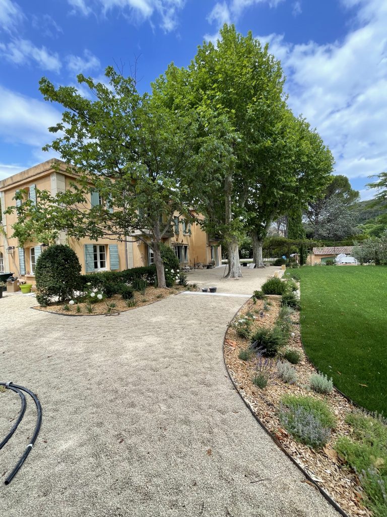 Paysagiste Aix en provence, Jardin sur mesure en Provence